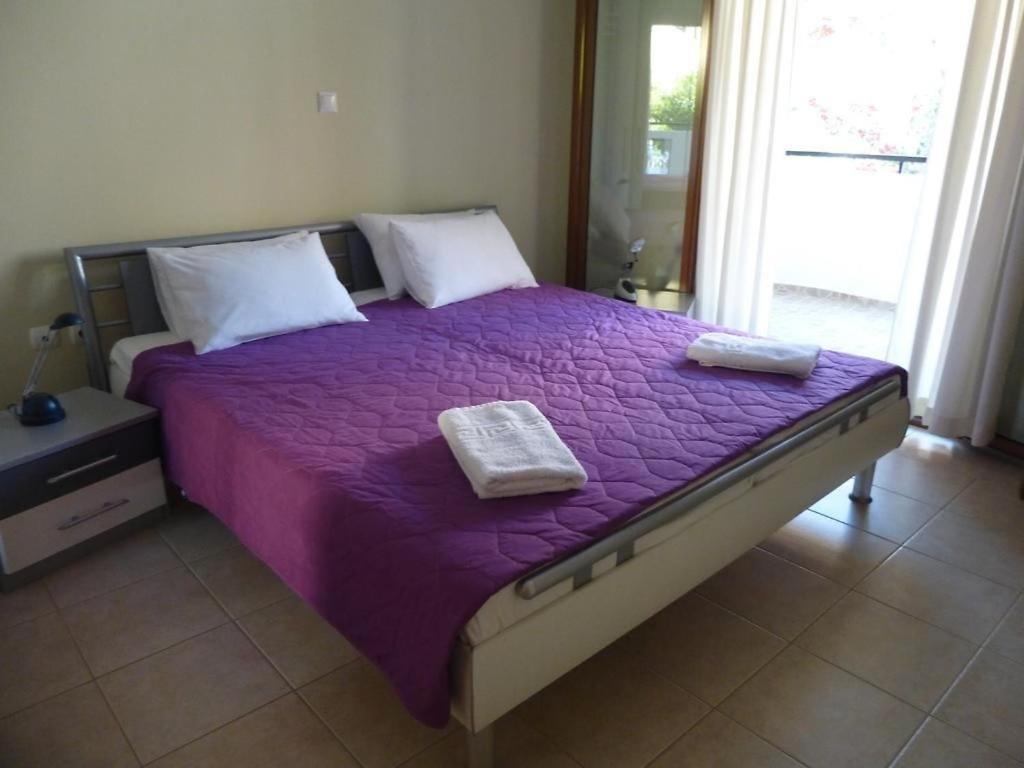 Anesis Apartments Agia Marina  Zewnętrze zdjęcie
