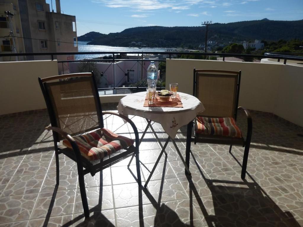 Anesis Apartments Agia Marina  Zewnętrze zdjęcie